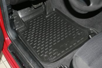 Автомобильные полиуретановые коврики в салон BMW 1-3D 2004 Novline NLC.05.03.210k