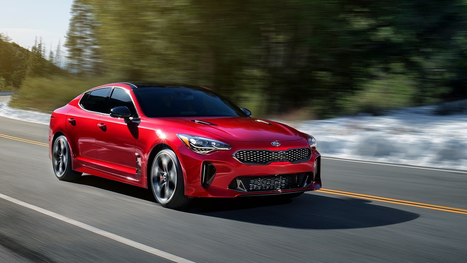 Kia Stinger красный