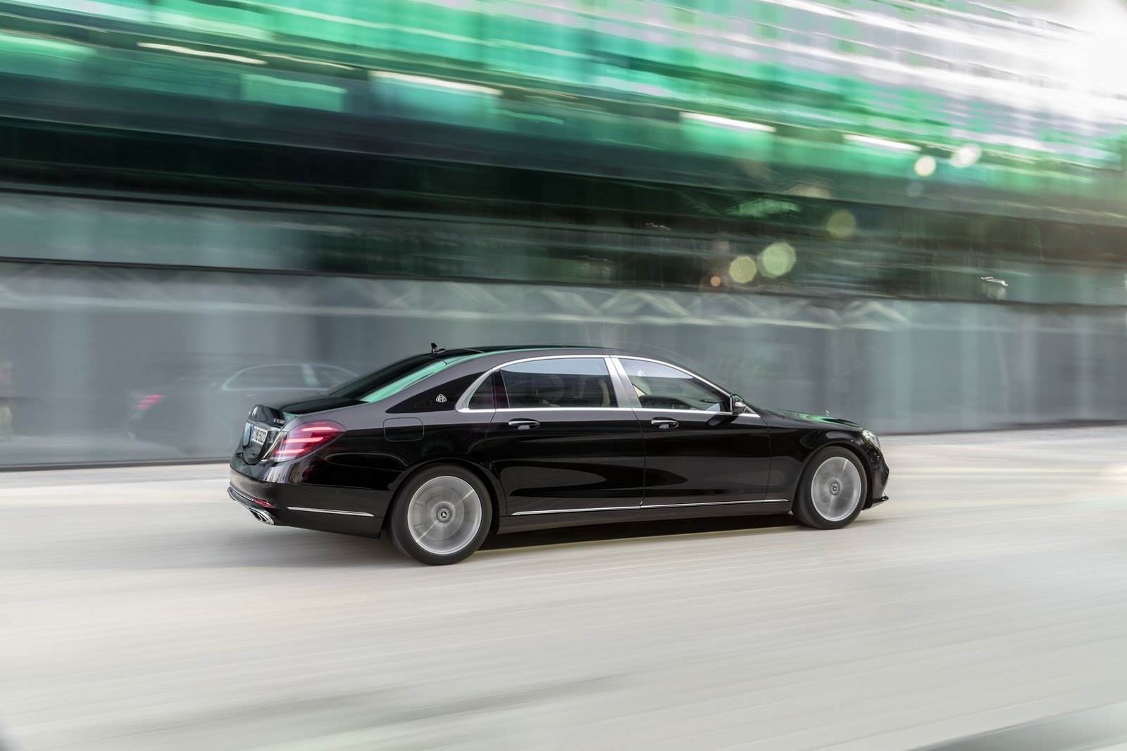 Мерседес Бенц s 560 4matic Maybach